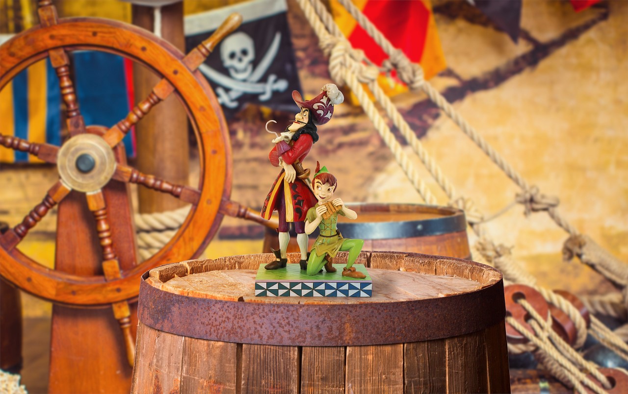 Good-and-Evil-Peter-Pan-and-Hook1