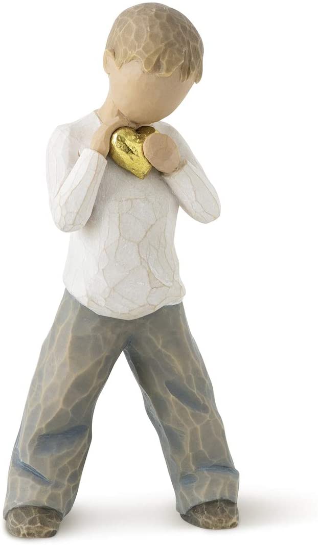 Willow Tree, Demdaco, Susan Lordi, 26142, Heart of Gold, Boy, Ein Herz aus Gold, Willow Tree Figur, Willow Tree Familie, Willow Tree Engel, Willow Tree Junge, Willow Tree Kinder, Willowtree